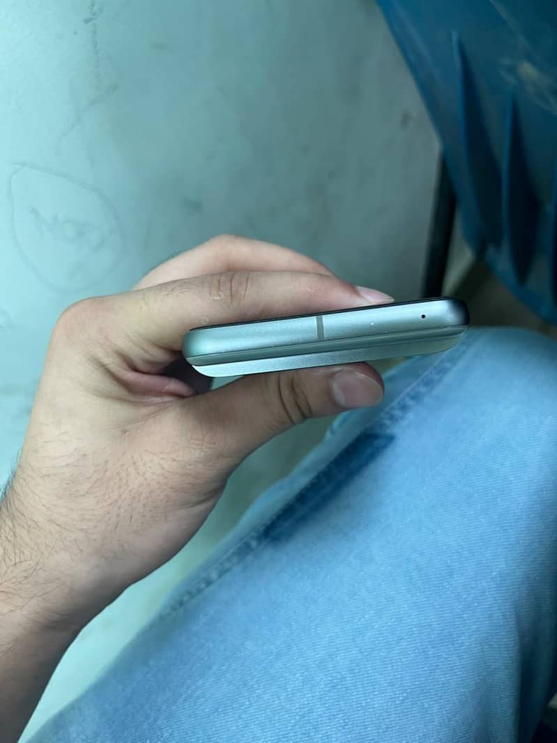 Google Pixel 8 5G 2