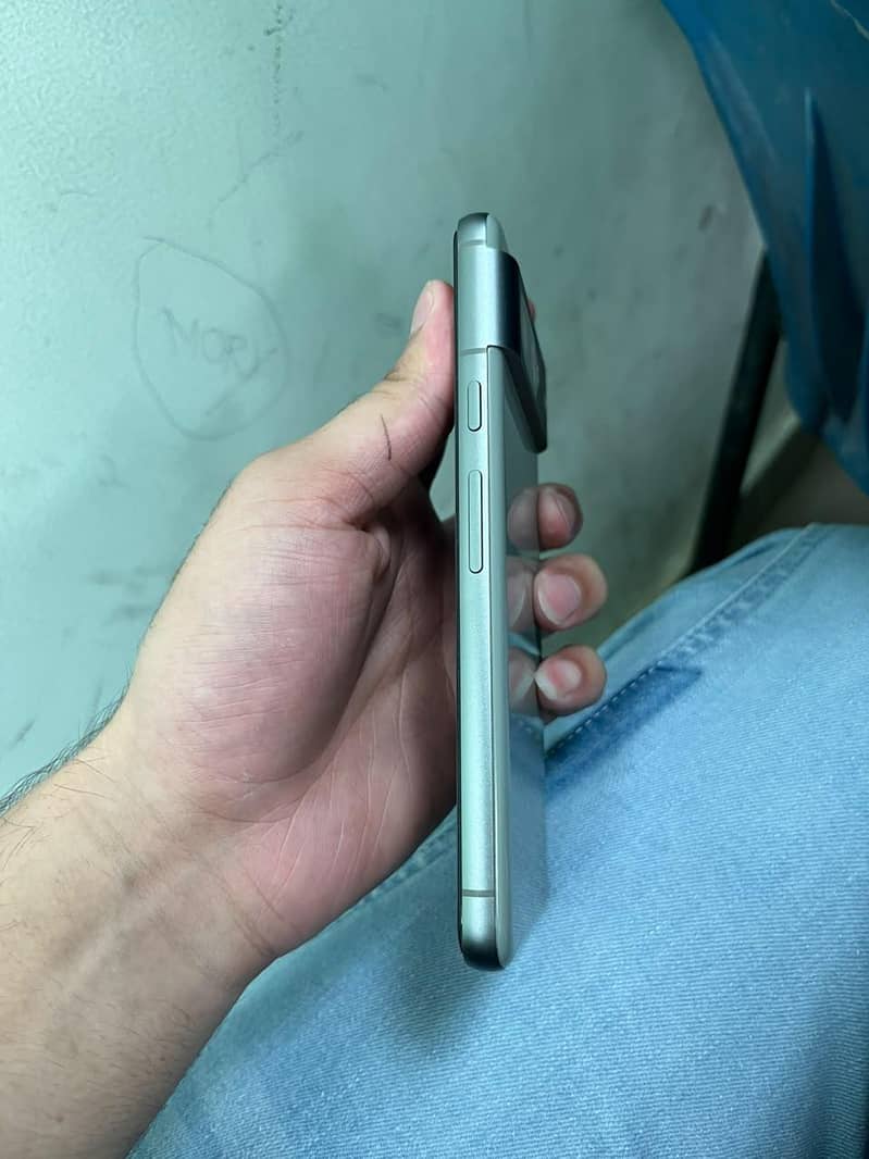 Google Pixel 8 5G 3