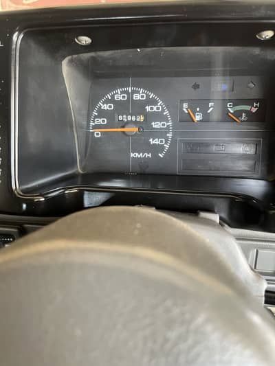 Suzuki Mehran VXR 2011
