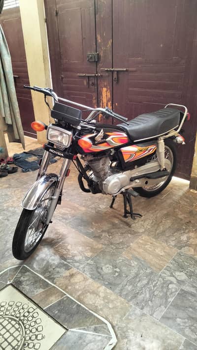 Honda CG 2022