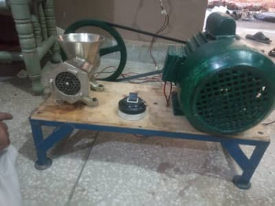 Professional Meat Grinder / Qeema Machine