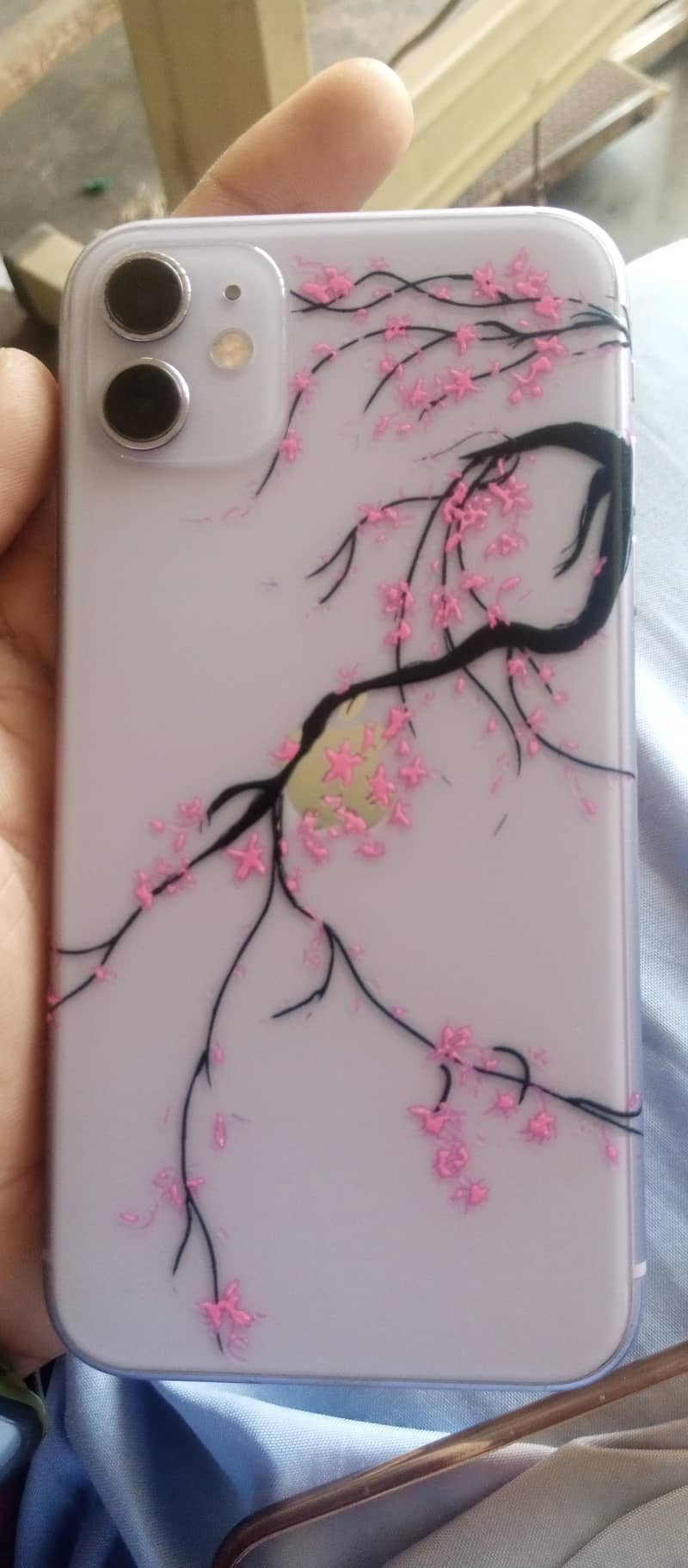 Apple iPhone 11 0