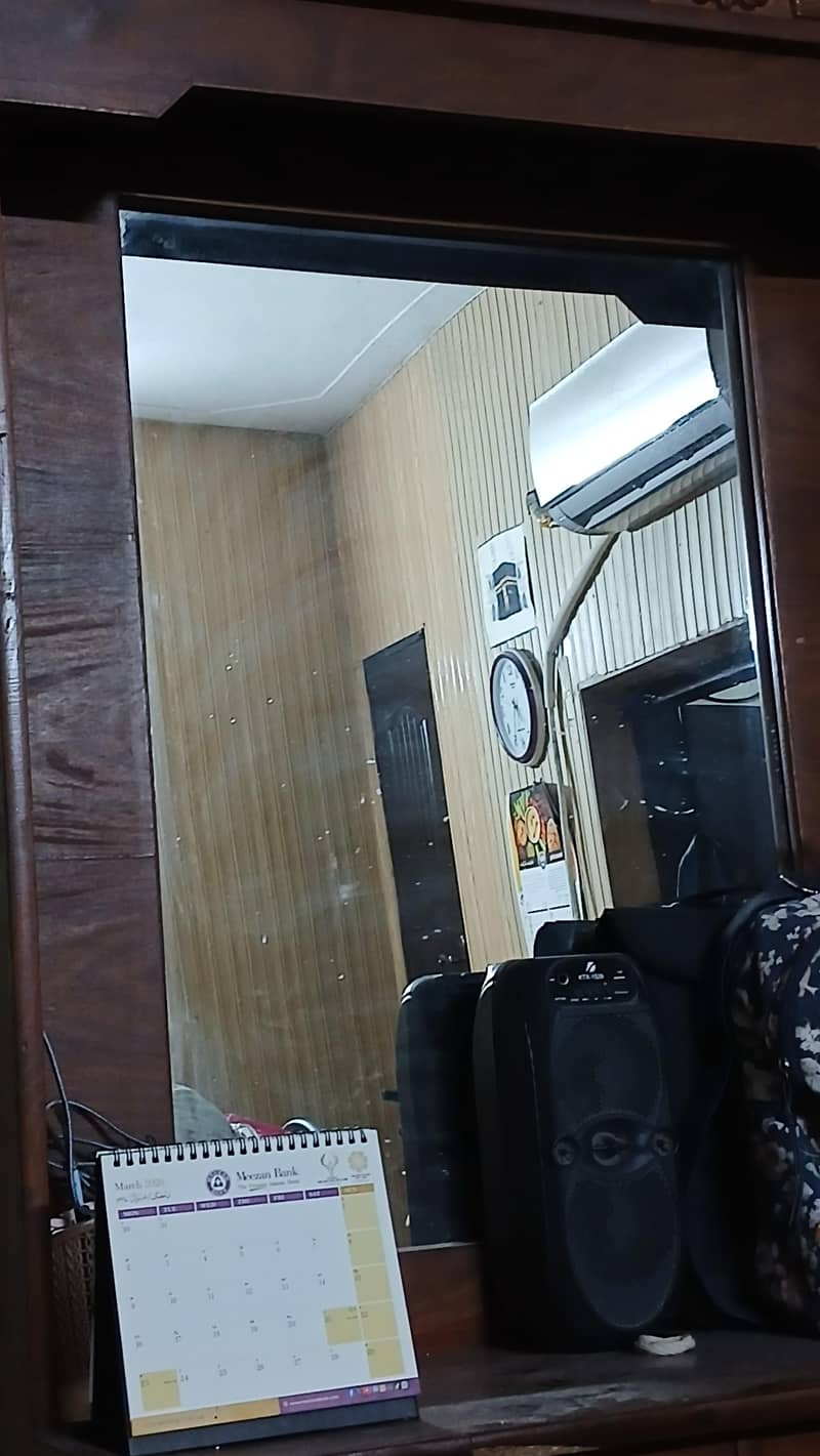 ​Showcase Dressing Table 2