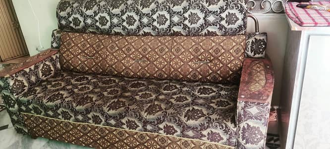 5 Seater sofa in new condition