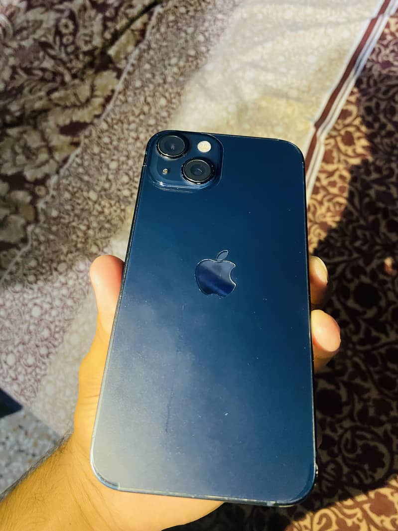 Apple iPhone 13 2