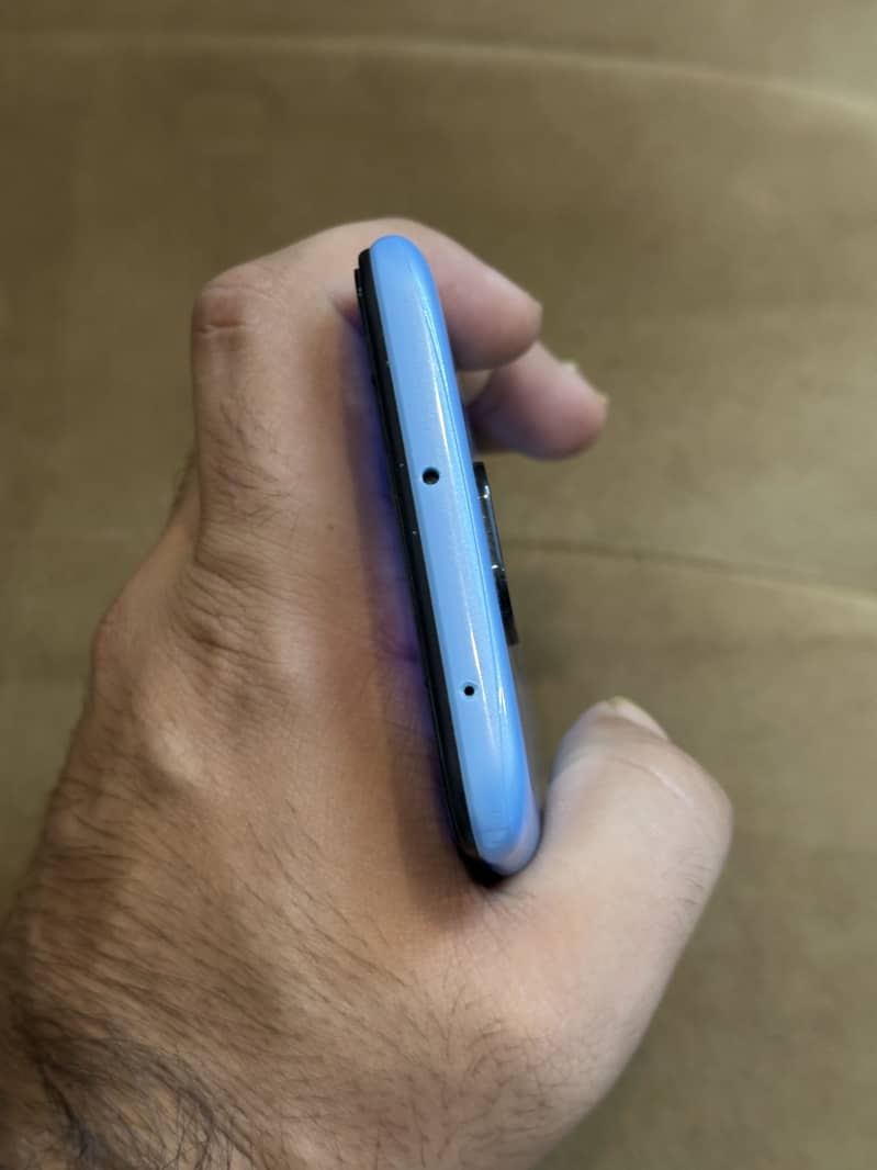 Redmi Note 9 4