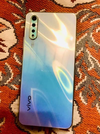 Vivo S1