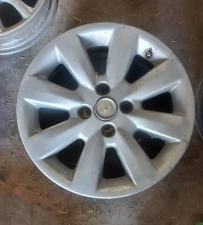 15 size Allyrim Altis