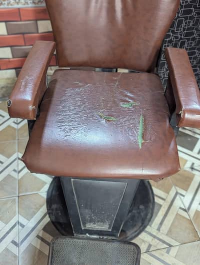 2 SALOON CHAIRS