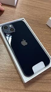 Apple iPhone 13 0