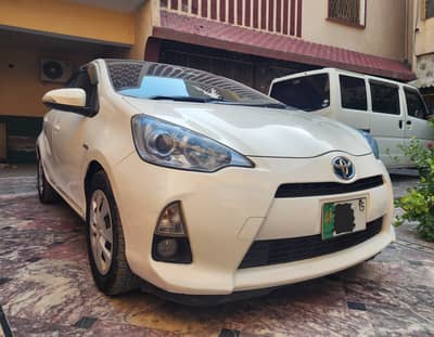 Toyota Aqua 2012