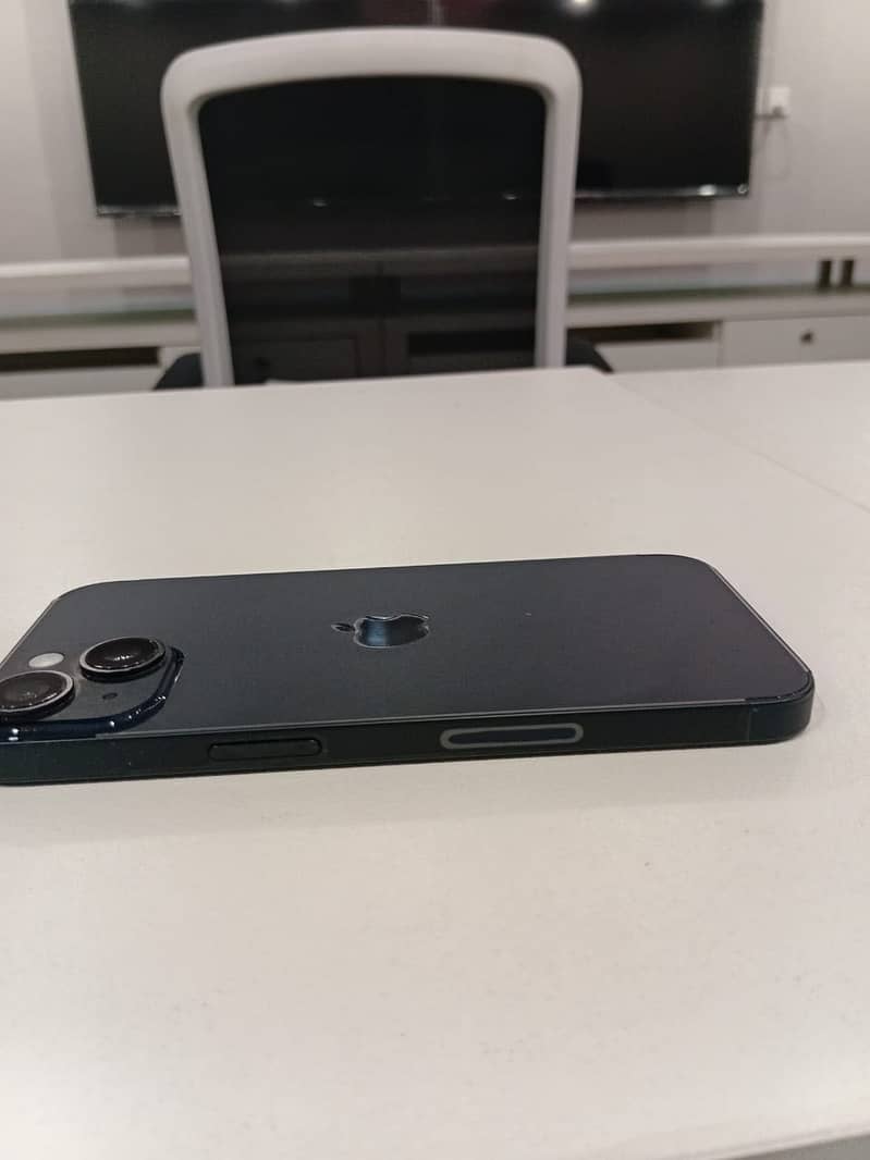Apple iPhone 14 5