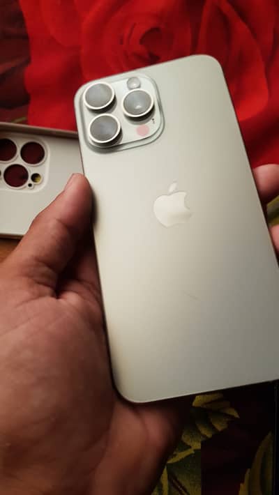 Apple iPhone 15 Pro Max