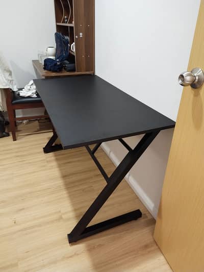 Modern Z-Shape Computer Table | Matt Finishing