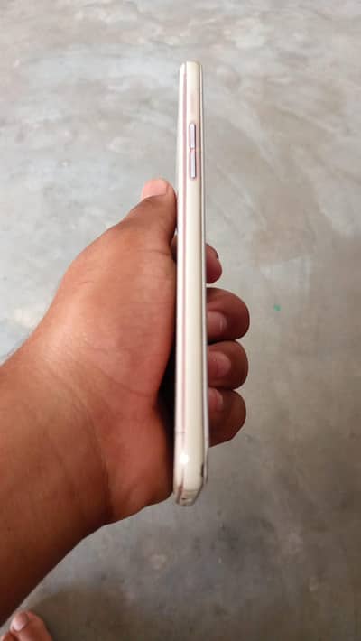 OPPO A57