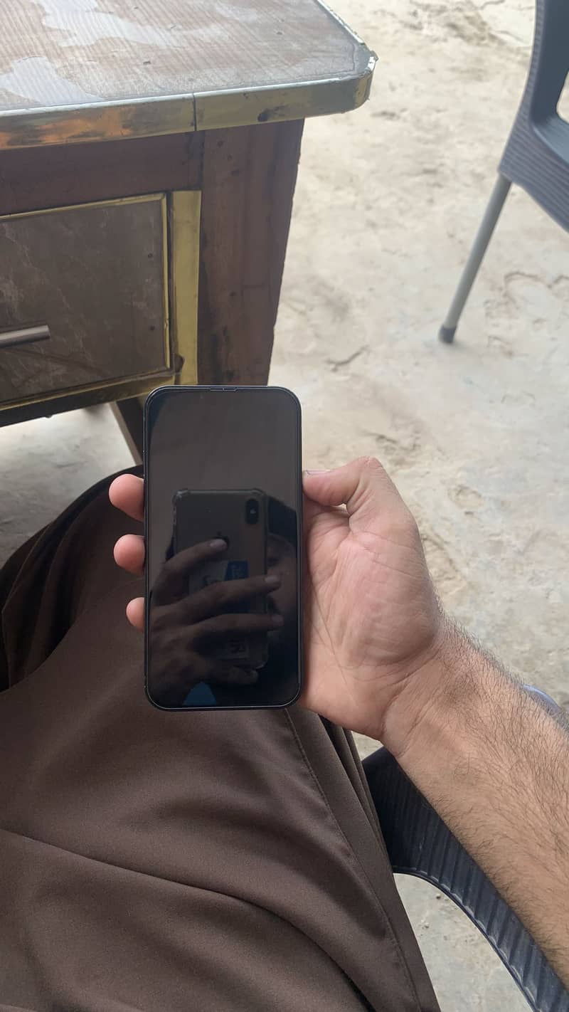 Apple iPhone 13 6