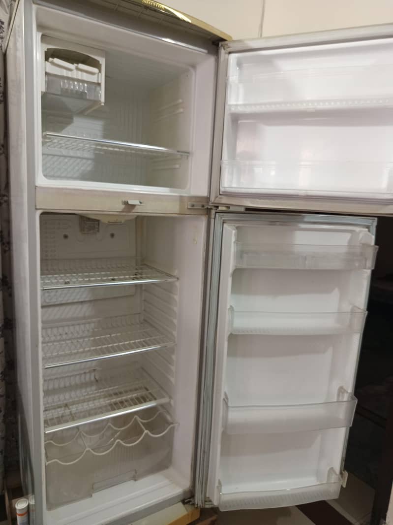 waves refrigerator 0
