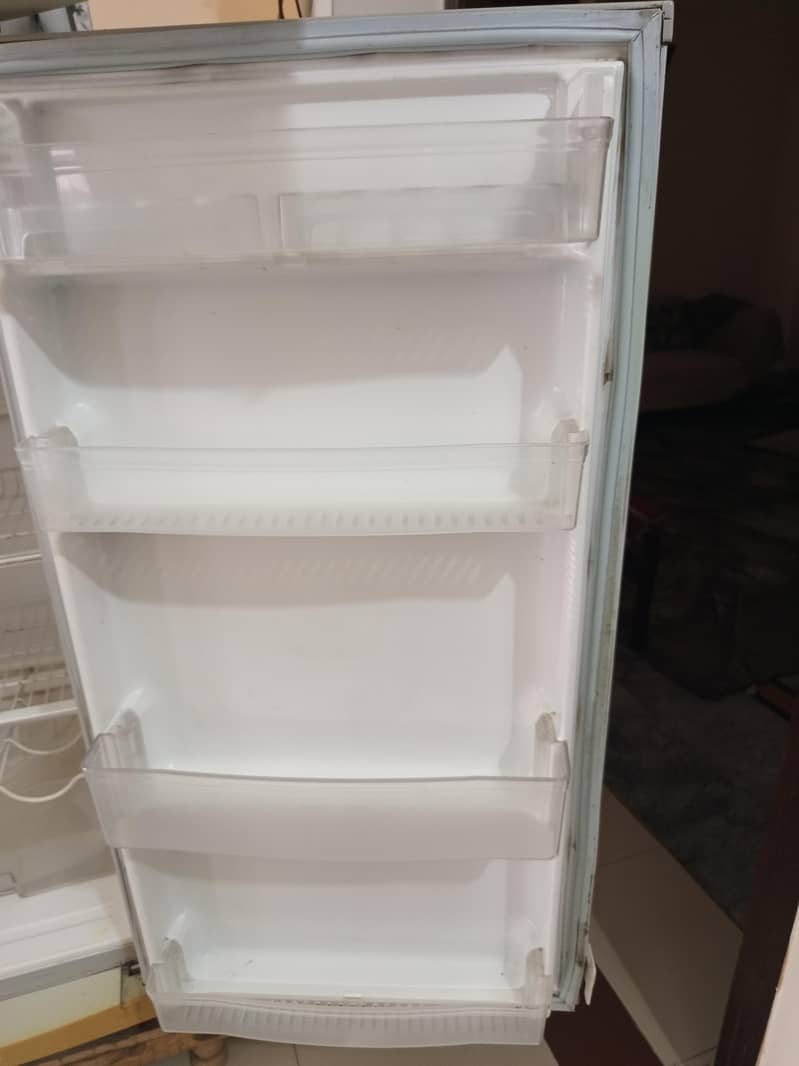 waves refrigerator 3