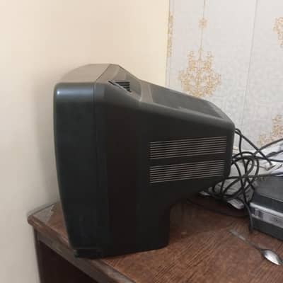 old LG tv for sale