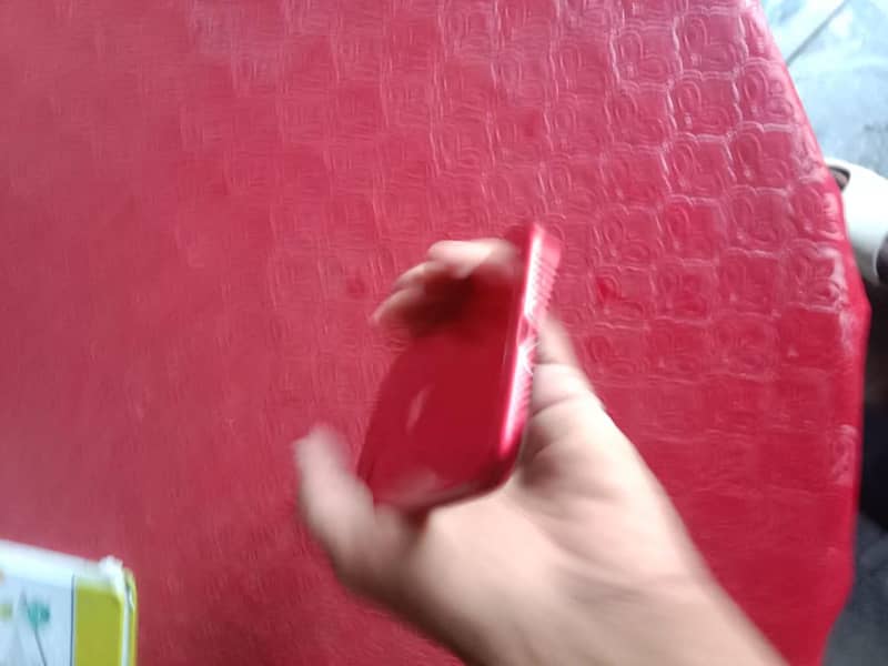Apple iPhone 11 3
