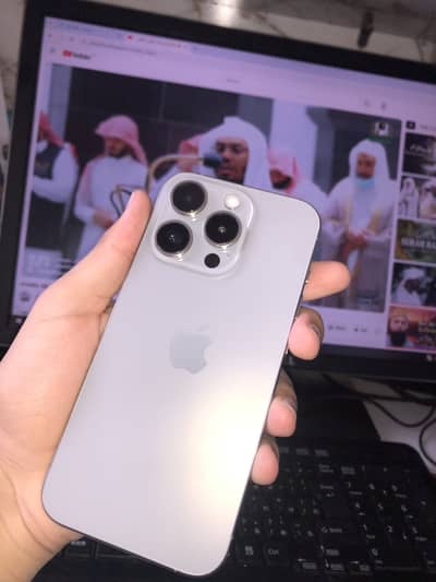 Apple iPhone 15 Pro