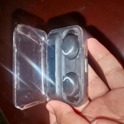 earbuds 1599 price