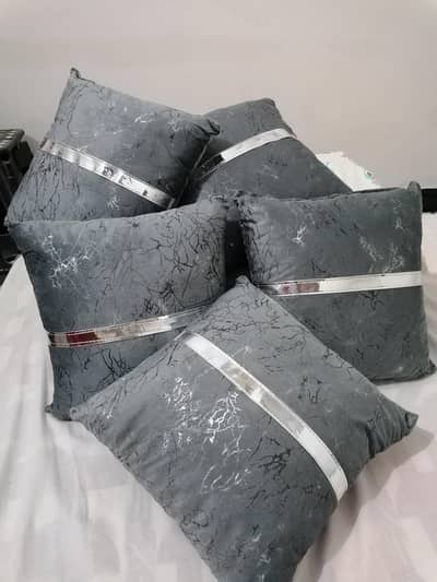 Brand New 5 Cushions For Sale