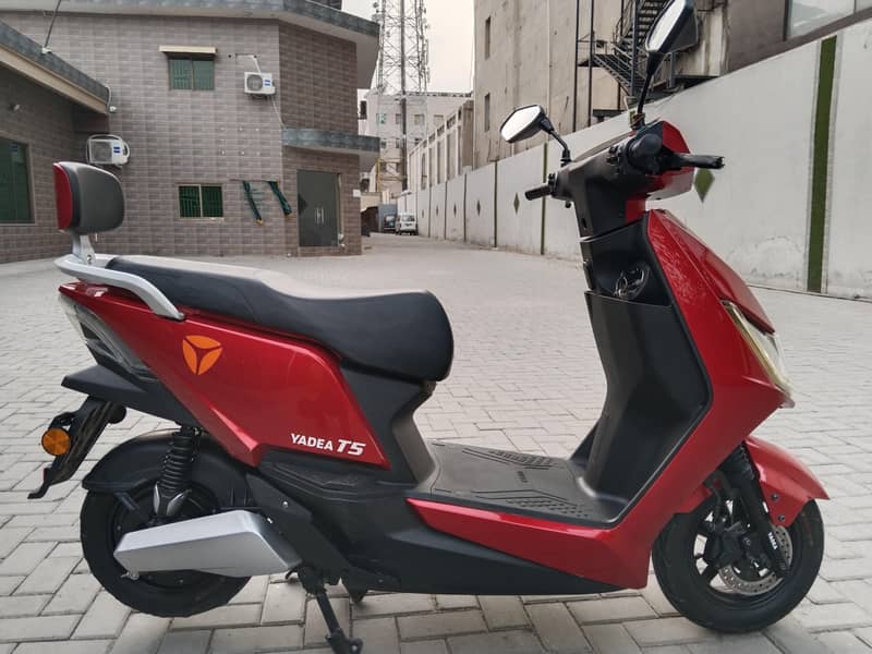 Scooty 1