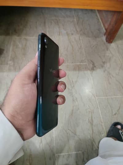 Vivo Y1s