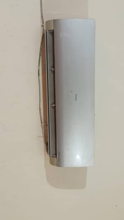 DC inverter 10/8 condition only gass instal hona Vali ha