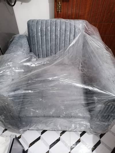 Urgent Brand New 5 Seater Sofa Set