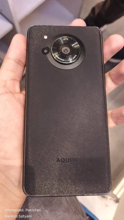 Sharp Aquos Sense7