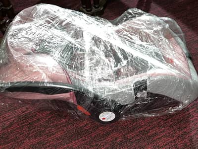Baby car seat plus carry cot