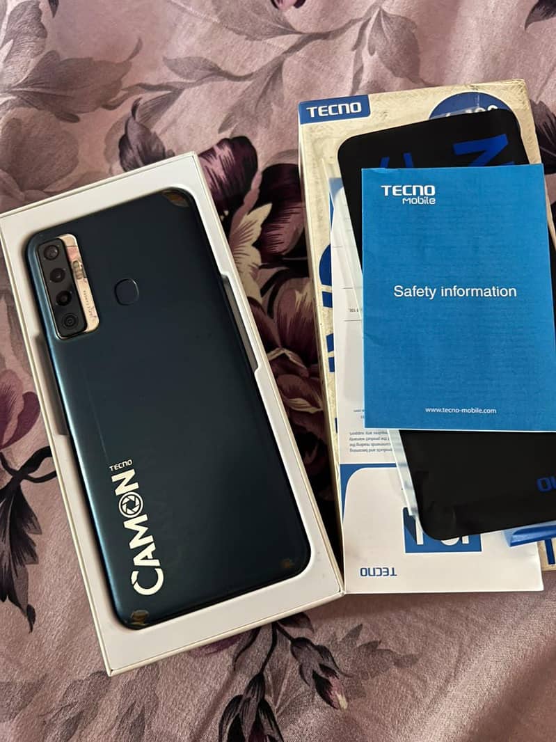 Tecno Camon 17 0
