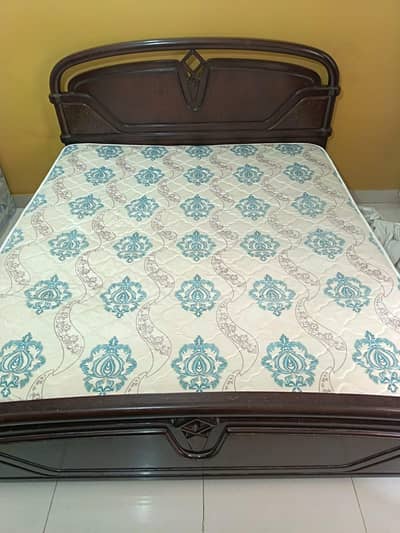Medicated queen size mattress