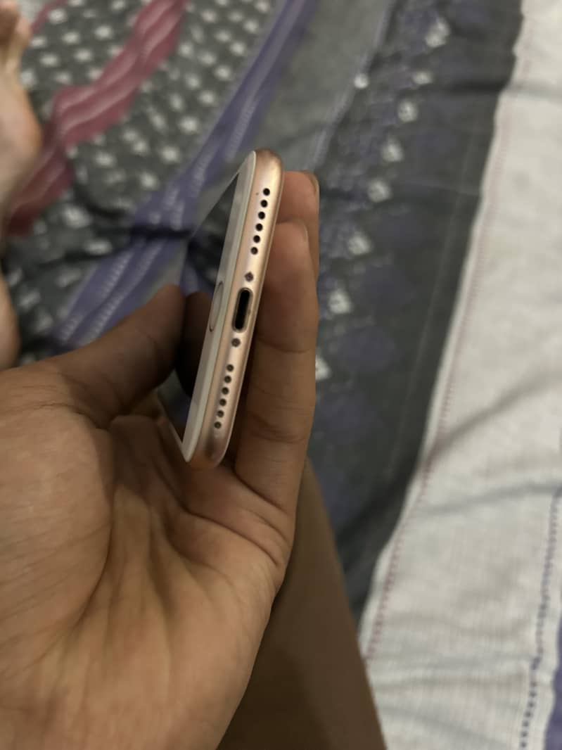 Apple iPhone 8 2