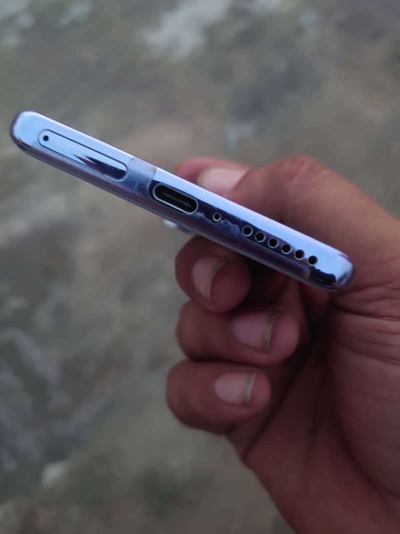 Xiaomi Redmi Note 14 Pro 1