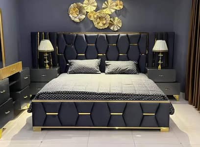 Bed& Side Tables