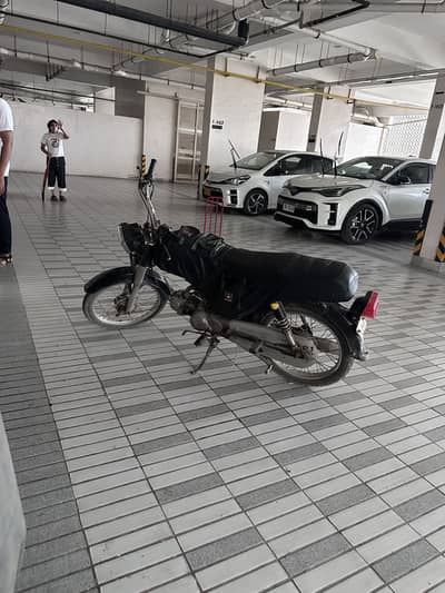 Unique UD 70 2016 (karachi number)