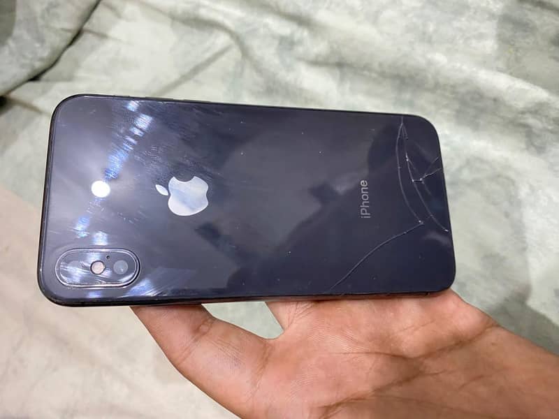 Apple iPhone X 4