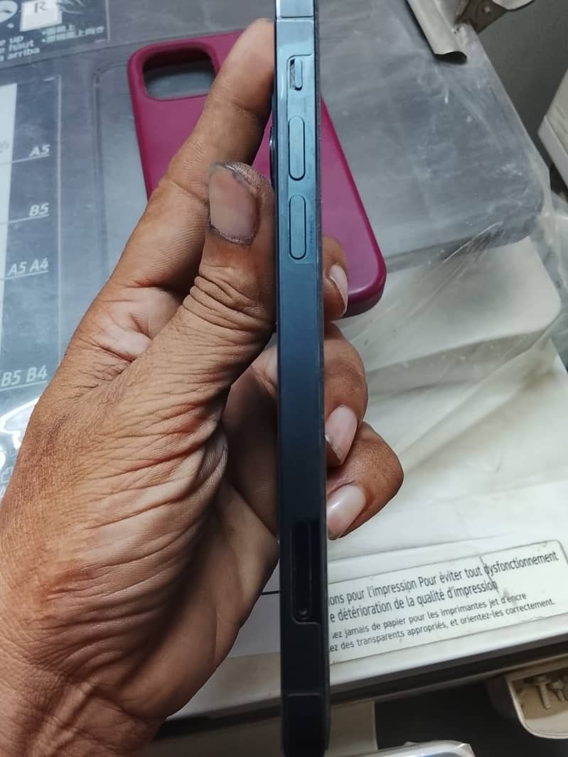 Iphone 12pro 9