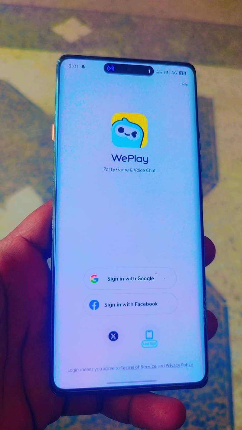 Tecno CAMON 40 Pro 0