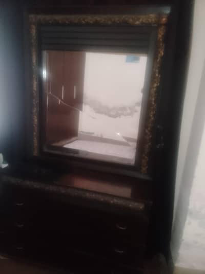 Dressing table for sale