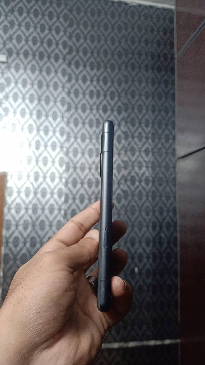 Google Pixel 7a 4