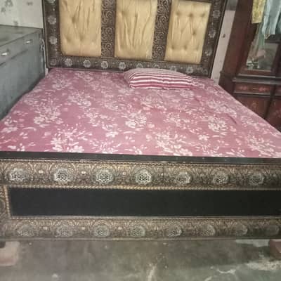 6 inch mattress and good condition