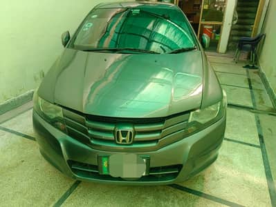 Honda City IVTEC 2014 Model Total genuine Scratch less condition