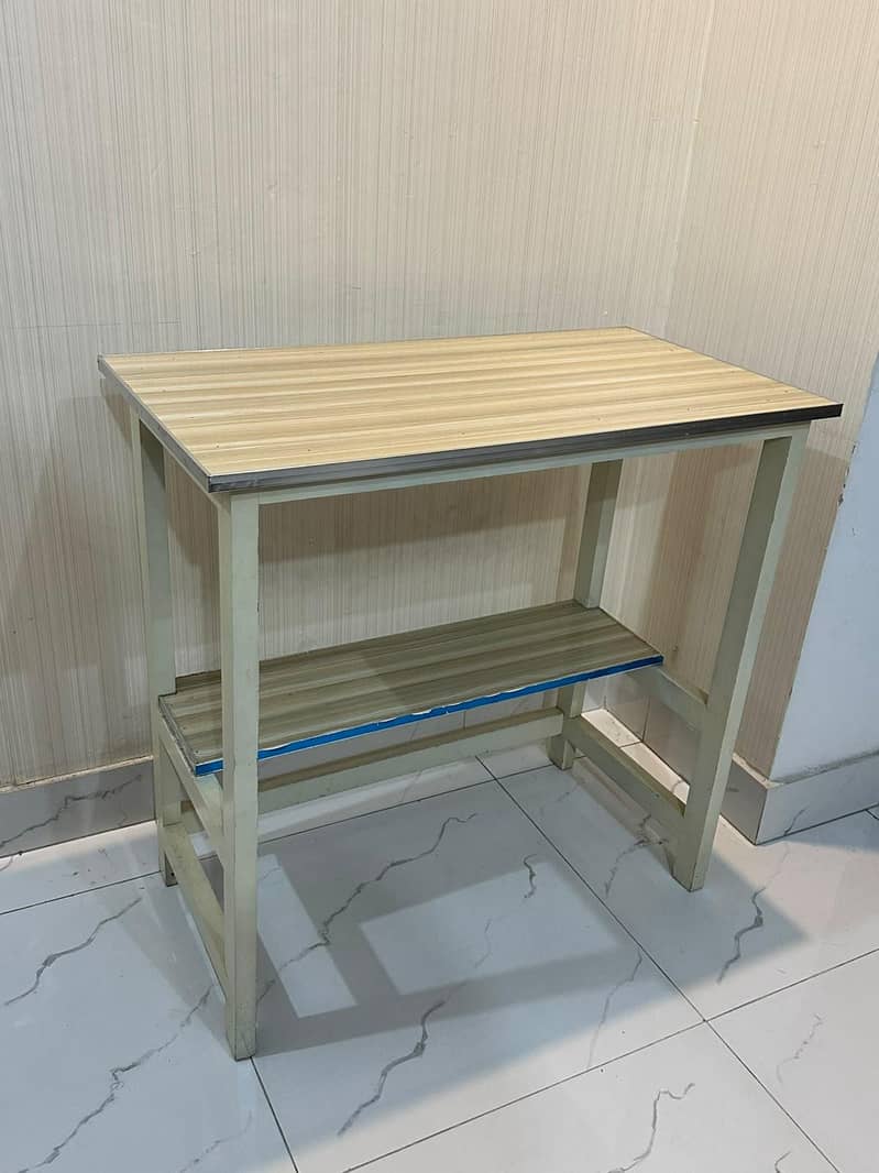 Study table (New & Lush Condition) 0