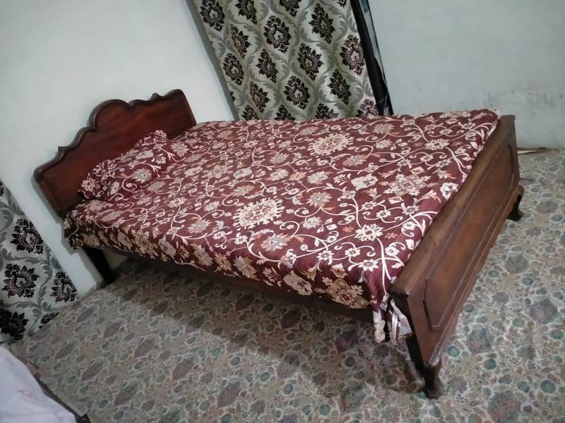 2 Single beds 5