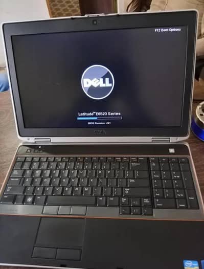 Laptop Dell 6GB/500GB