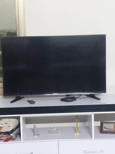 Hisense LED "40 inch